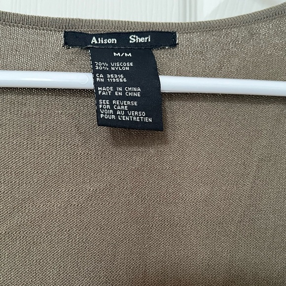 Army green cross twist sleeveless shirt sz M - Picture 3 of 6